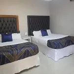 Mj\'S Guest House